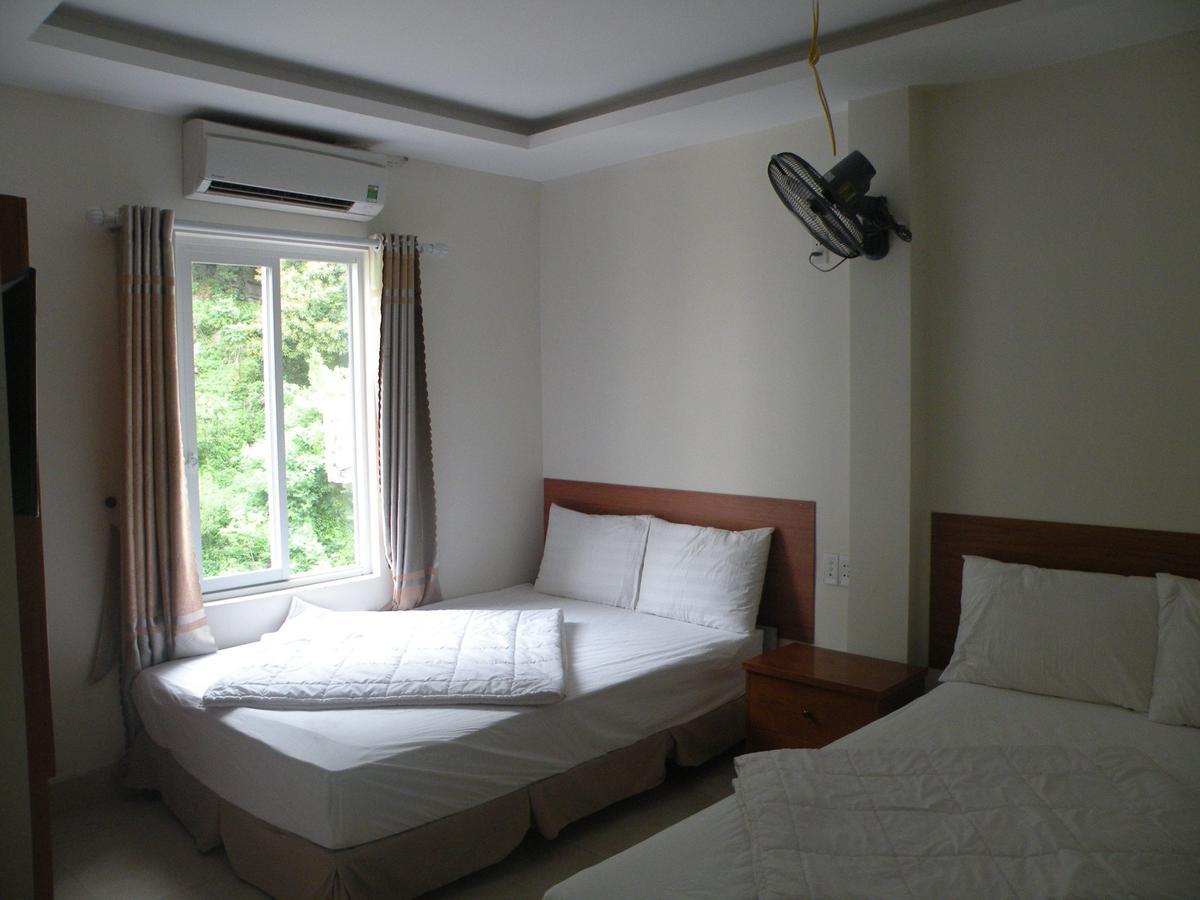 Phuong Phuong Hotel Dong Khe Sau Екстер'єр фото